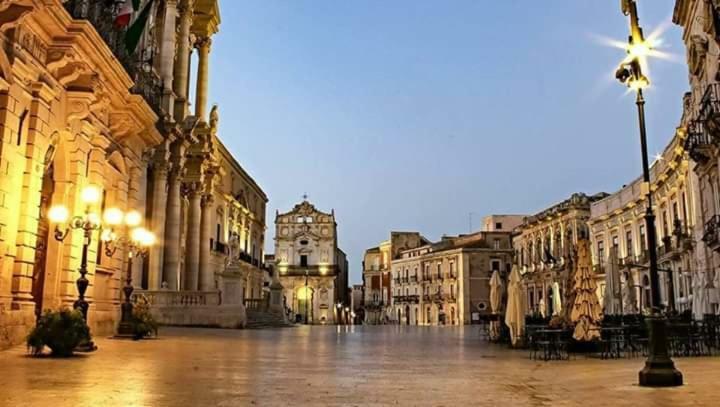 Ortigia Spartan House 1 Syracuse Extérieur photo